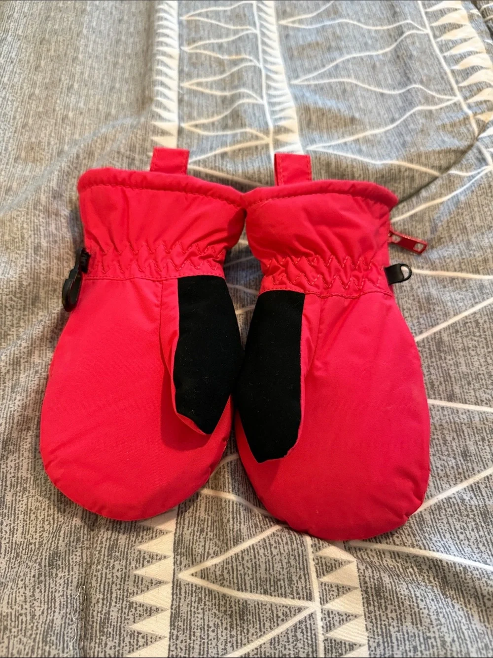 Columbia Kids Bright Pink Insulated Mittens